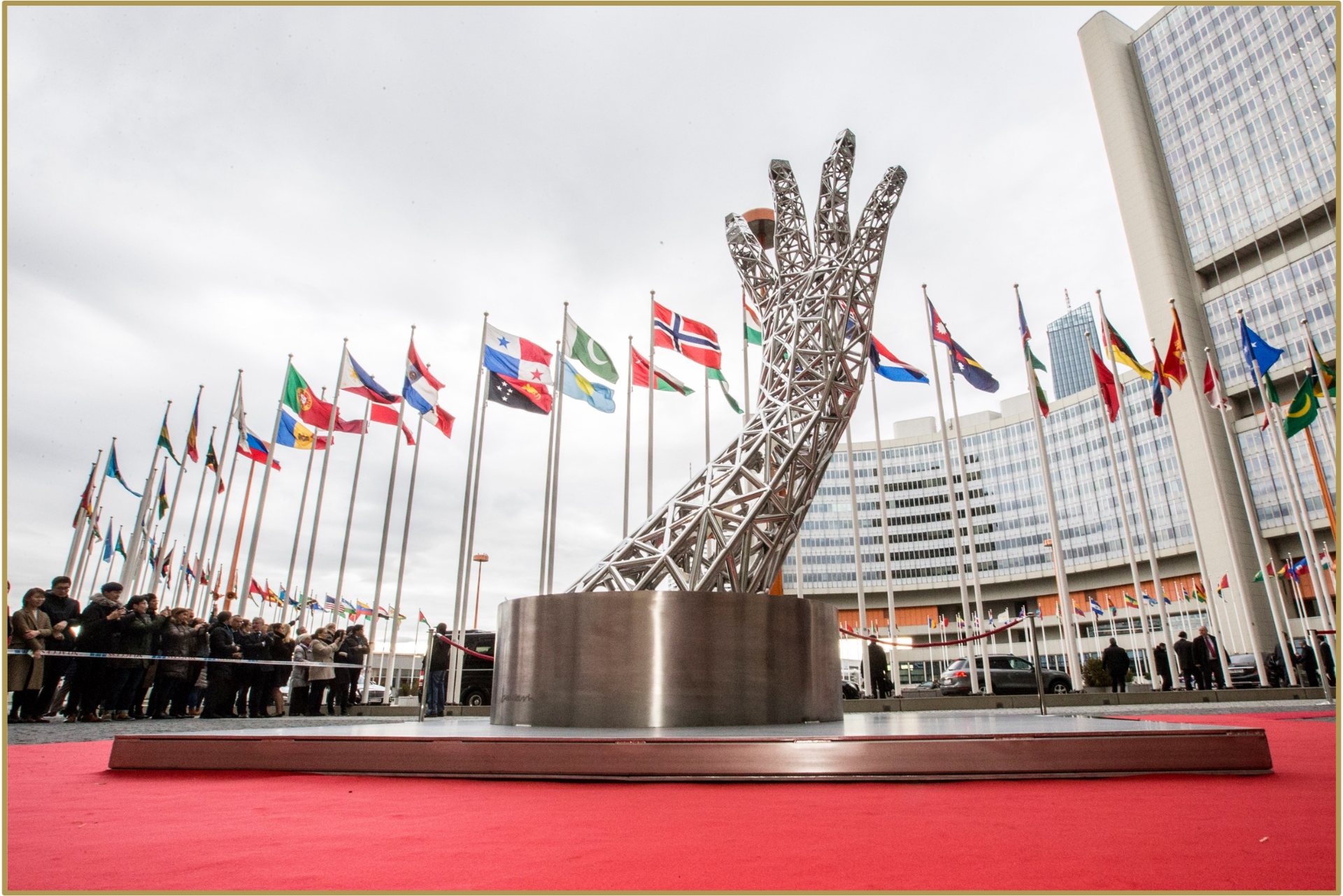 Anti-Corruption Excellence Award statue, Vienna